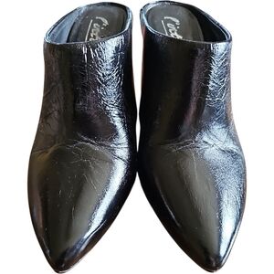 Chic Black Patent  Leather Mules